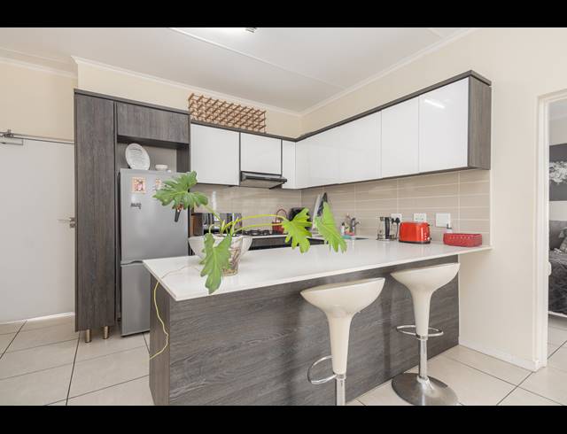 1 BEDROOM APARTMENT SOLD IN SANDOWN
